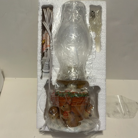 New With Tags Natures Sketchbook Accent lamp by Marjolein Bastin - Picture 2 of 3